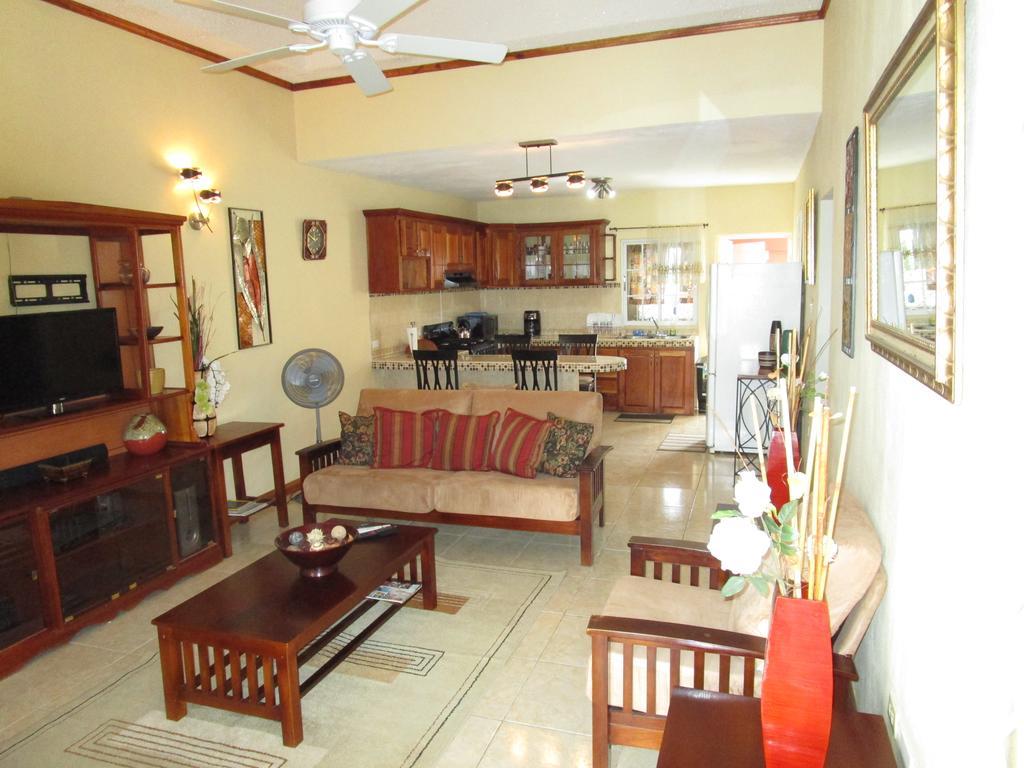 The Residence Portmore Apartments Eksteriør bilde