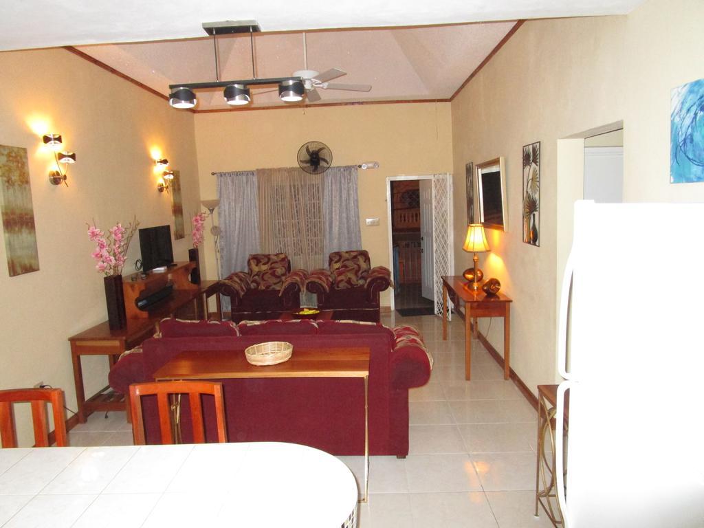 The Residence Portmore Apartments Eksteriør bilde